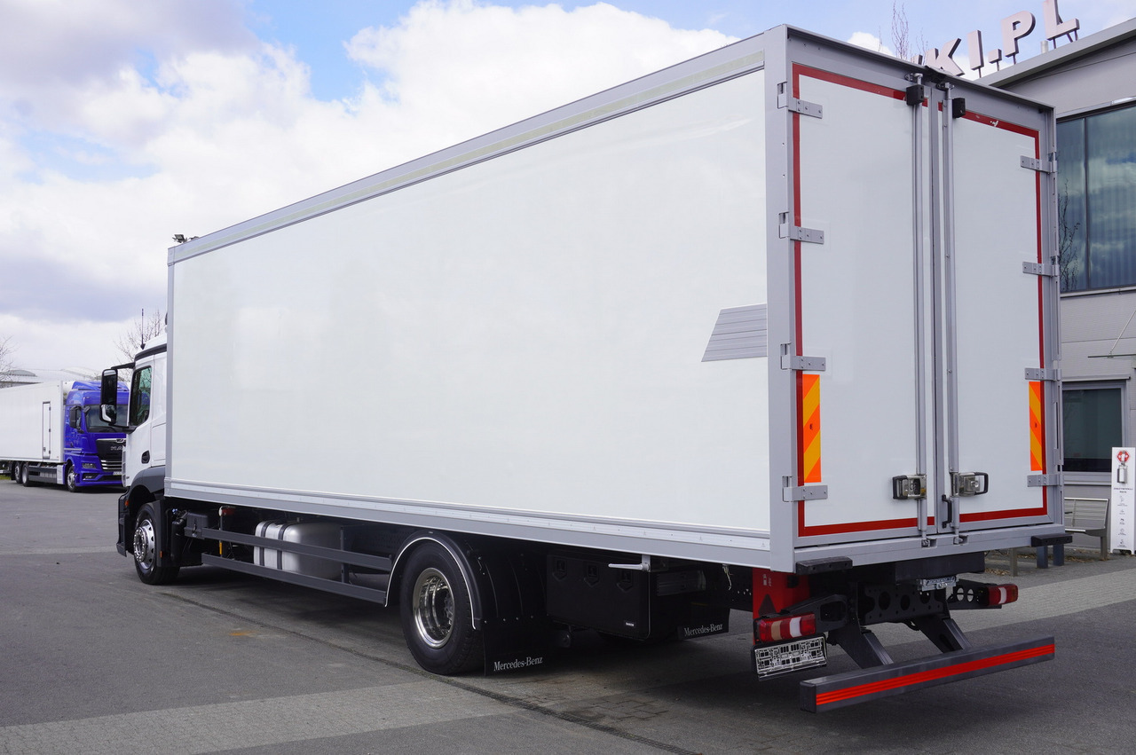 MERCEDES-BENZ Actros 1824 / Refrigerator / Carrier Supra 1250 / Sleeping cabin - شاحنة الفريزر: صورة 5 MERCEDES-BENZ Actros 1824 / Refrigerator / Carrier Supra 1250 / Sleeping cabin - شاحنة الفريزر: صورة 5