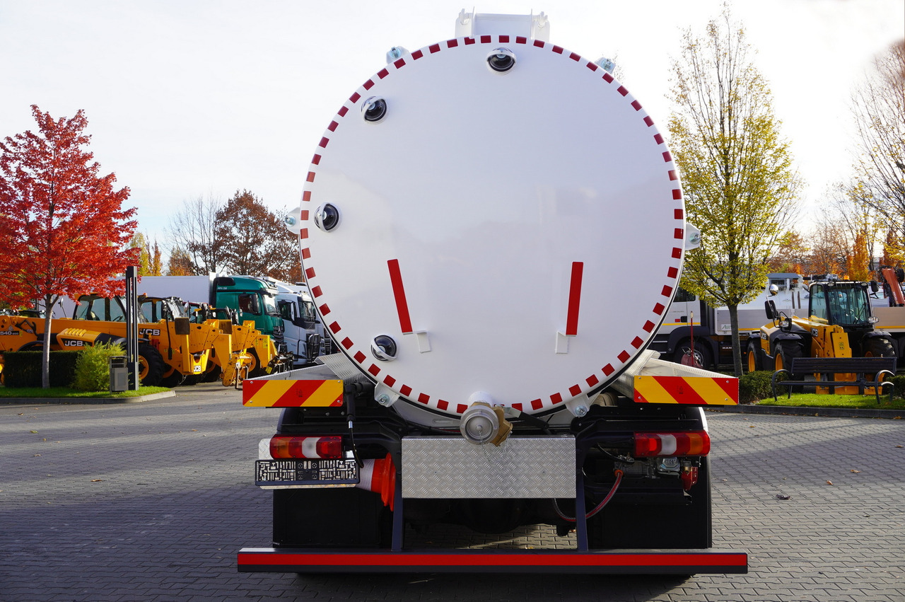 MERCEDES-BENZ Actros 1833 / 260 tho. km / NEW septic tank 11000 l - شاحنة صهريج: صورة 4 MERCEDES-BENZ Actros 1833 / 260 tho. km / NEW septic tank 11000 l - شاحنة صهريج: صورة 4