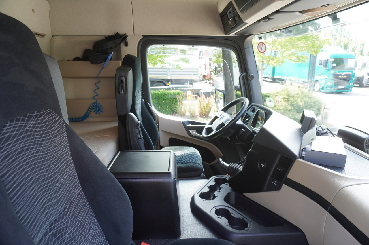 شاحنة قلاب MERCEDES-BENZ Actros 1840 / New 3-side tipper 10 EPAL / Diff. lock / Load cap 10 t [ Copy ]: صورة 28