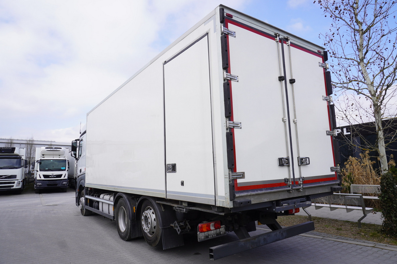 MERCEDES-BENZ Actros 2542 / GIGA cabin / Thermoking 1000R - شاحنة الفريزر: صورة 3 MERCEDES-BENZ Actros 2542 / GIGA cabin / Thermoking 1000R - شاحنة الفريزر: صورة 3