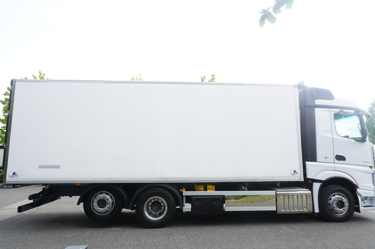 MERCEDES-BENZ Actros 2543 / Lecapitaine Refrigerator Multitemperature / Carrier Supra 950 MT - شاحنة الفريزر: صورة 5 MERCEDES-BENZ Actros 2543 / Lecapitaine Refrigerator Multitemperature / Carrier Supra 950 MT - شاحنة الفريزر: صورة 5