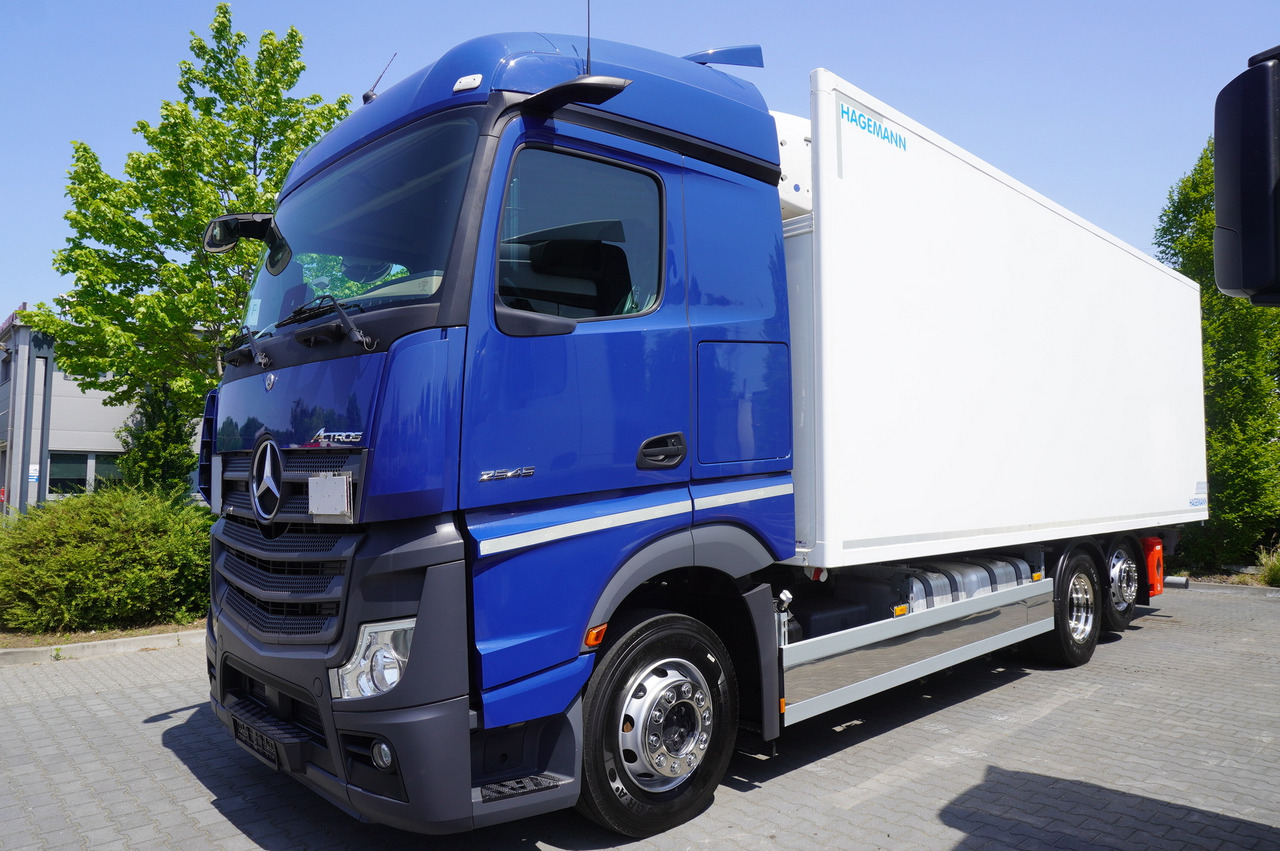MERCEDES-BENZ Actros 2545 / 2021 / Hagemann refrigerator Multitemperature - شاحنة الفريزر: صورة 2 MERCEDES-BENZ Actros 2545 / 2021 / Hagemann refrigerator Multitemperature - شاحنة الفريزر: صورة 2