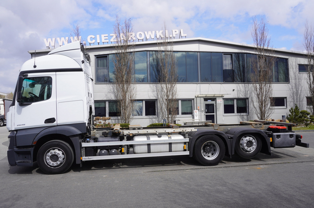 MERCEDES-BENZ Actros 2545 6×2 MP5 / ADR / several units - شاحنات الحاويات / جسم علوي قابل للتغيير شاحنة: صورة 2 MERCEDES-BENZ Actros 2545 6×2 MP5 / ADR / several units - شاحنات الحاويات / جسم علوي قابل للتغيير شاحنة: صورة 2