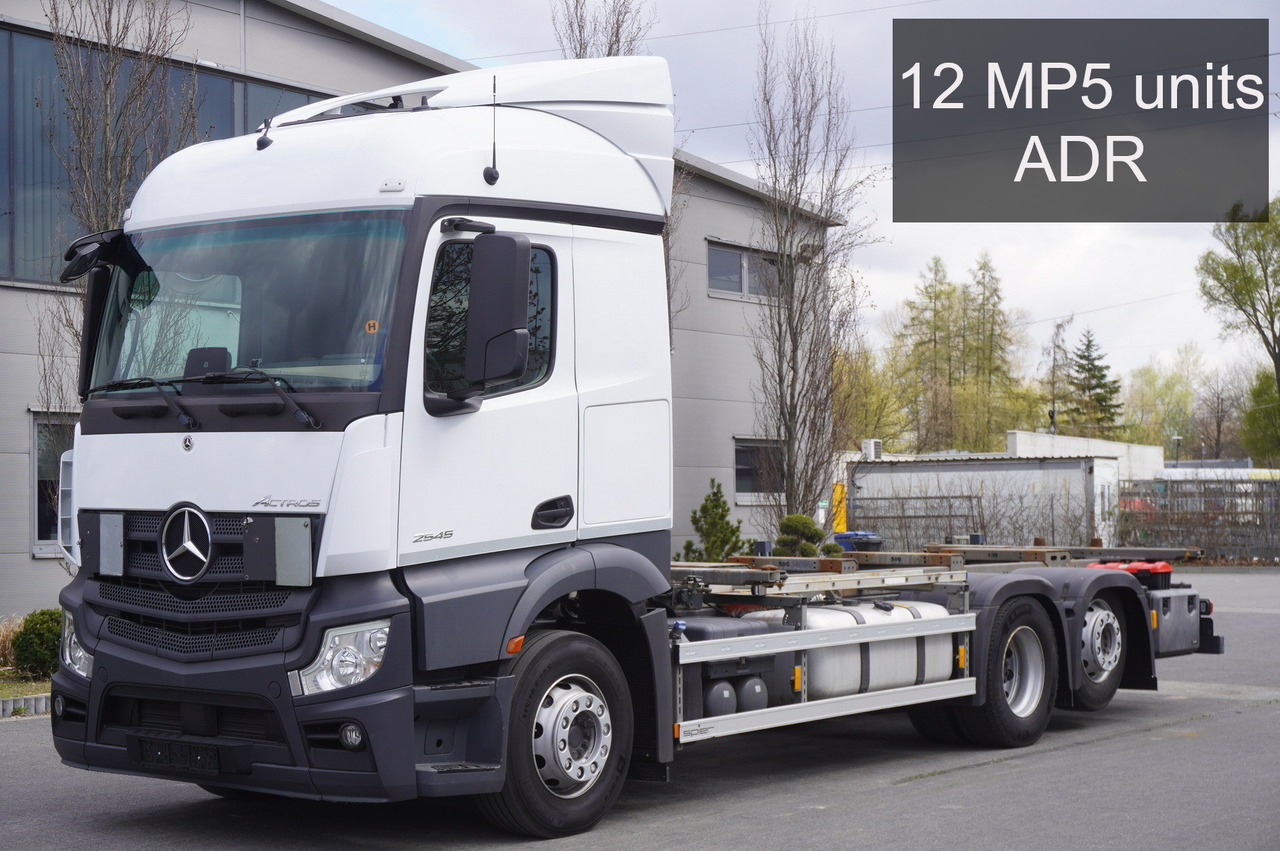 MERCEDES-BENZ Actros 2545 6×2 MP5 / ADR / several units - شاحنات الحاويات / جسم علوي قابل للتغيير شاحنة: صورة 1 MERCEDES-BENZ Actros 2545 6×2 MP5 / ADR / several units - شاحنات الحاويات / جسم علوي قابل للتغيير شاحنة: صورة 1