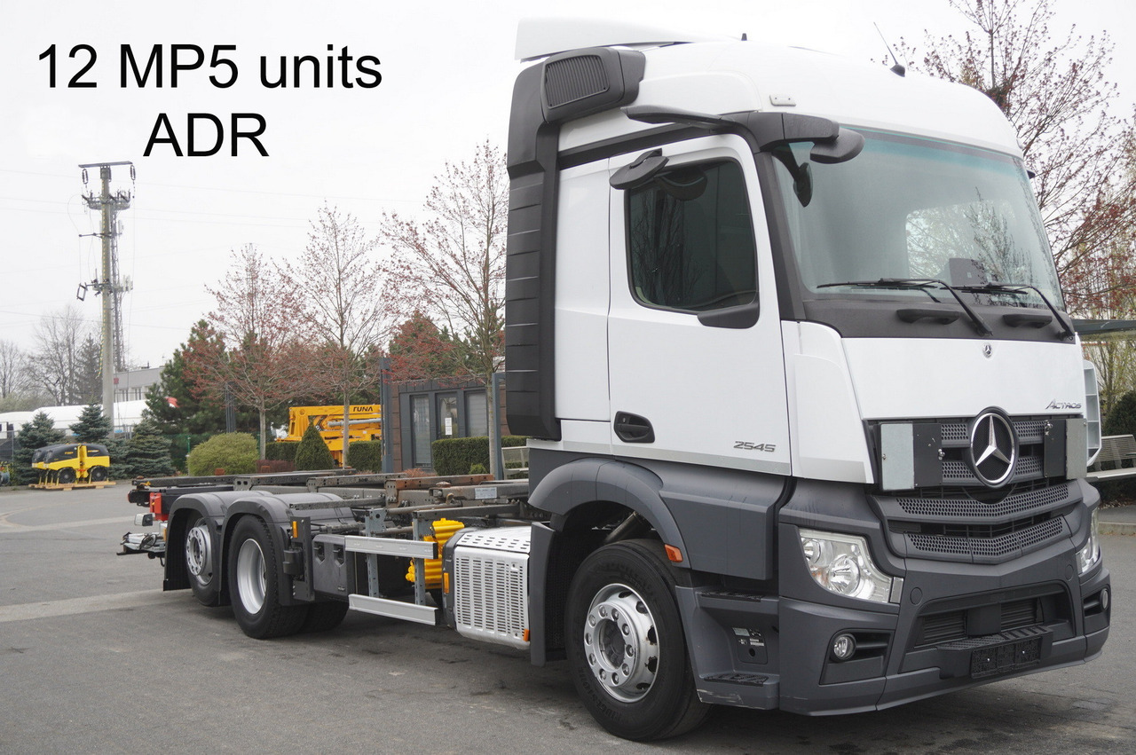 MERCEDES-BENZ Actros 2545 6×2 MP5 / ADR / several units - شاحنات الحاويات / جسم علوي قابل للتغيير شاحنة: صورة 1 MERCEDES-BENZ Actros 2545 6×2 MP5 / ADR / several units - شاحنات الحاويات / جسم علوي قابل للتغيير شاحنة: صورة 1