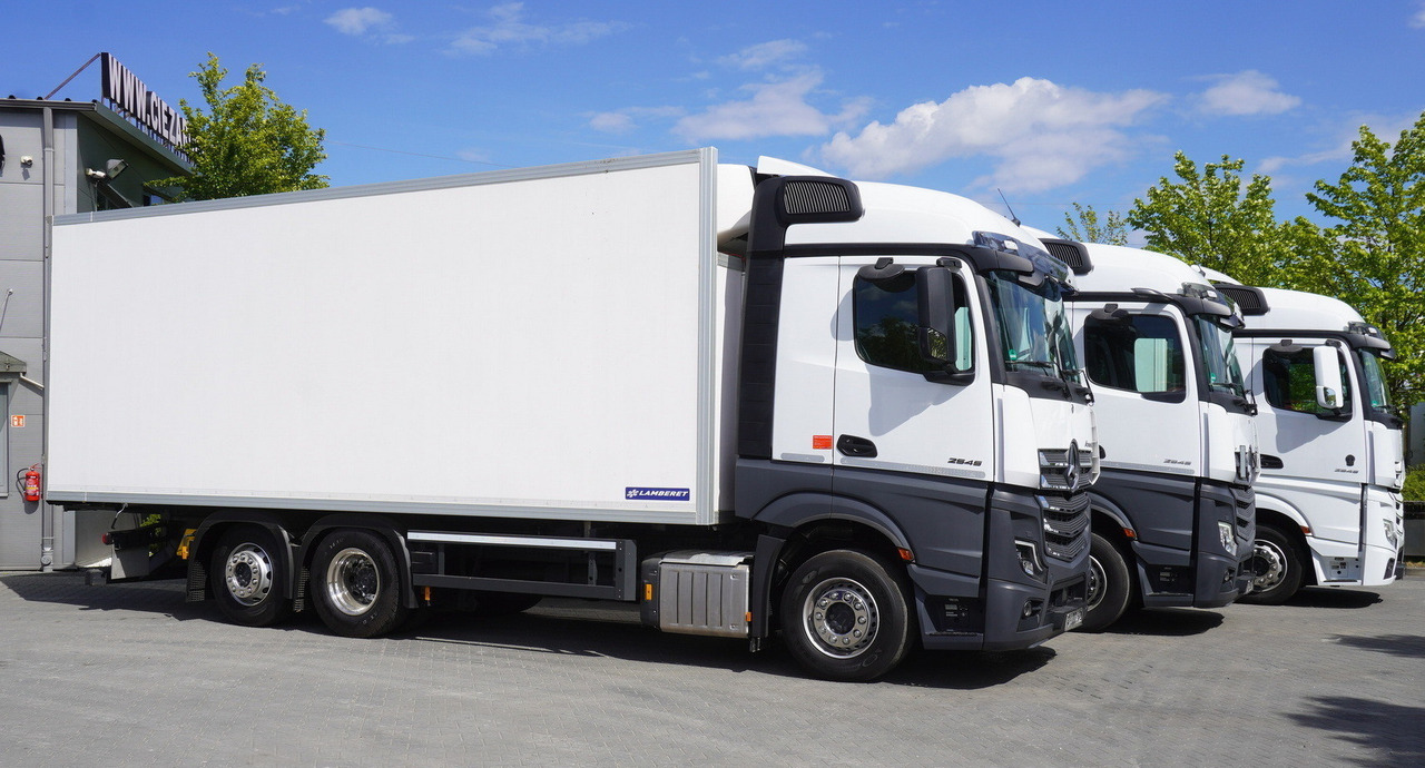 MERCEDES-BENZ Actros 2545 / Lamberet refrigerator / 2022 / 3 units - شاحنة الفريزر: صورة 2 MERCEDES-BENZ Actros 2545 / Lamberet refrigerator / 2022 / 3 units - شاحنة الفريزر: صورة 2