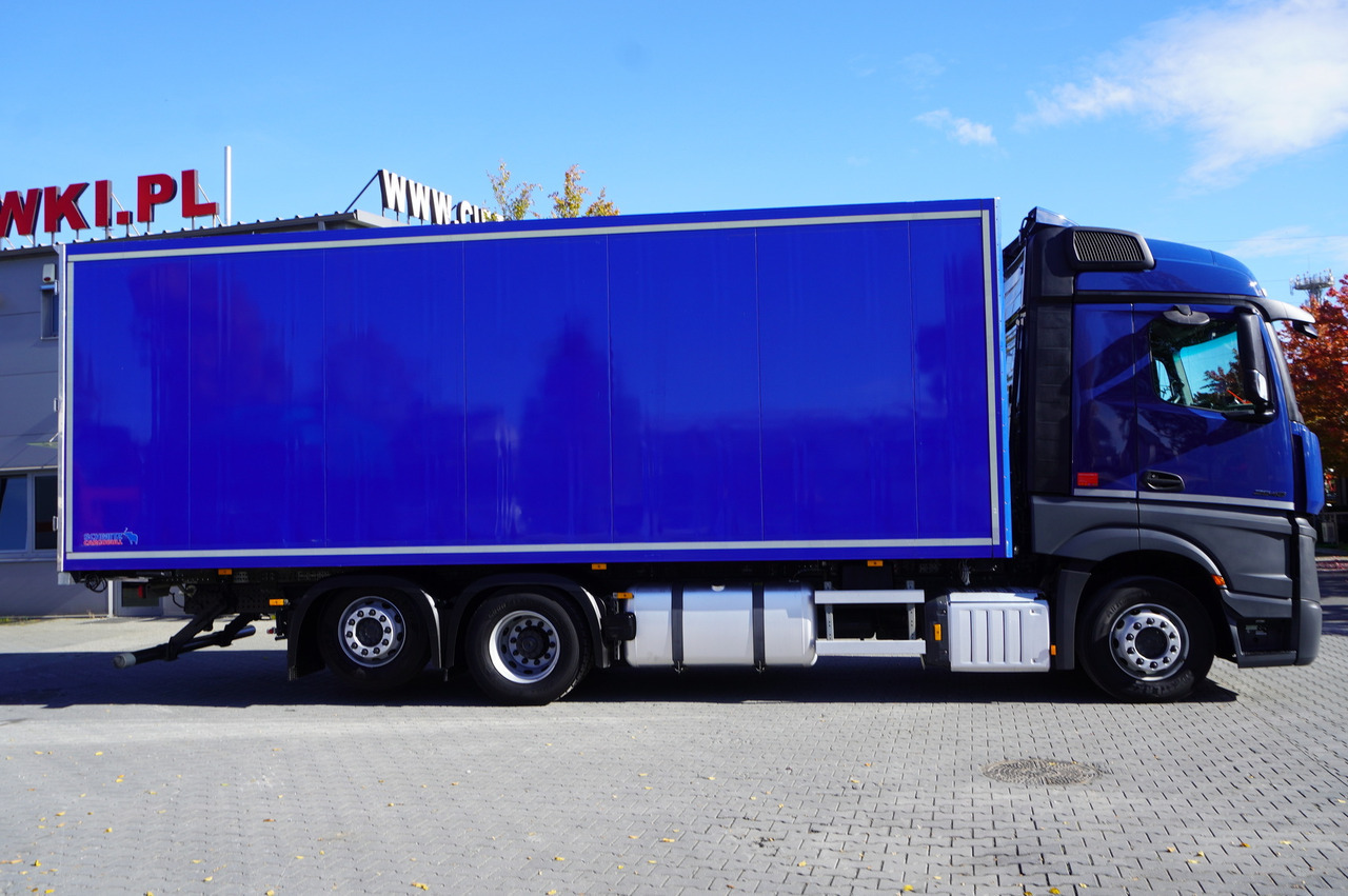 MERCEDES-BENZ Actros 2548 MP5 6×2 / Schmitz 19 EPAL refrigerator / 2023 - شاحنة الفريزر: صورة 2 MERCEDES-BENZ Actros 2548 MP5 6×2 / Schmitz 19 EPAL refrigerator / 2023 - شاحنة الفريزر: صورة 2