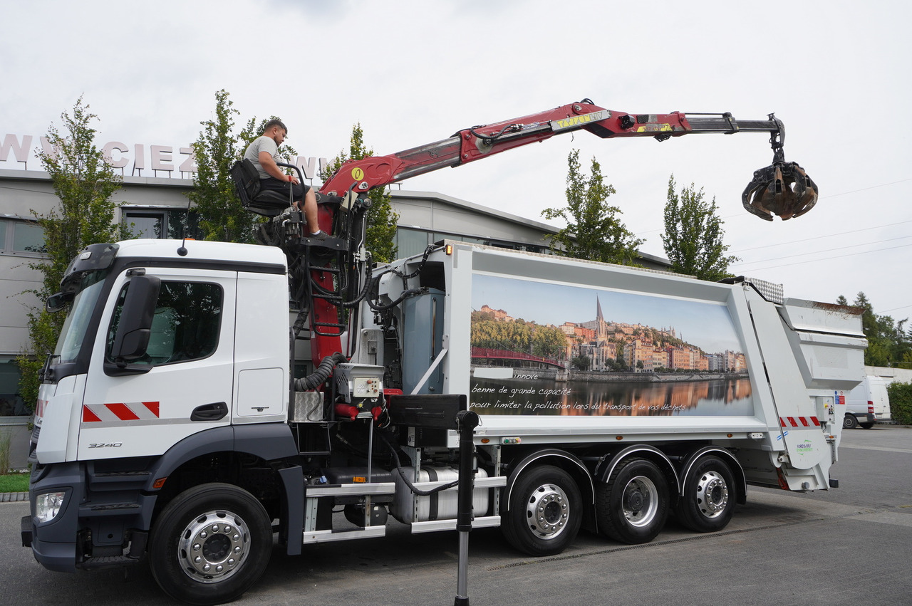 MERCEDES-BENZ Antos 3240 8x2 / Tajfun 5T crane / Farid Industries garbage truck/ 3 steered axles - شاحنة كرين: صورة 1 MERCEDES-BENZ Antos 3240 8x2 / Tajfun 5T crane / Farid Industries garbage truck/ 3 steered axles - شاحنة كرين: صورة 1
