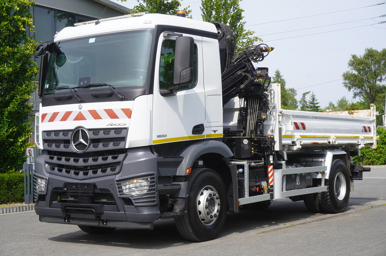 MERCEDES-BENZ Arocs 1833 / 87,000 km!!! / Hds HIAB X-DUO 128 B-2 / three-sided tipper - شاحنات مسطحة, شاحنة كرين: صورة 3 MERCEDES-BENZ Arocs 1833 / 87,000 km!!! / Hds HIAB X-DUO 128 B-2 / three-sided tipper - شاحنات مسطحة, شاحنة كرين: صورة 3