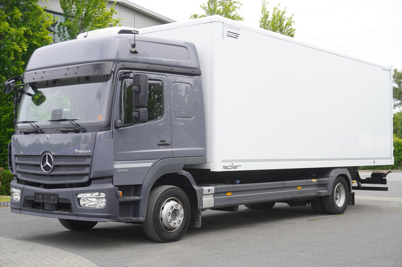 MERCEDES-BENZ Atego 1223 / 18 EPAL box / 2021 / sleeping cab - شاحنة مقفلة: صورة 2 MERCEDES-BENZ Atego 1223 / 18 EPAL box / 2021 / sleeping cab - شاحنة مقفلة: صورة 2