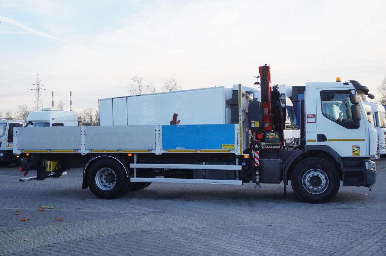 RENAULT C280 DTI 8 / FASSI crane 5.6 T / range 8 m / Flatbed 15 EPAL - شاحنة كرين: صورة 4 RENAULT C280 DTI 8 / FASSI crane 5.6 T / range 8 m / Flatbed 15 EPAL - شاحنة كرين: صورة 4