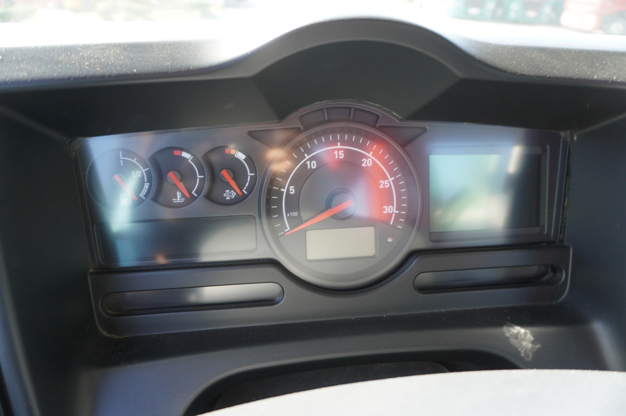 شاحنات مسطحة, شاحنة كرين RENAULT C280 DTI 8 / FASSI crane 5.6 T / range 8 m / Flatbed 15 EPAL: صورة 18 شاحنات مسطحة, شاحنة كرين RENAULT C280 DTI 8 / FASSI crane 5.6 T / range 8 m / Flatbed 15 EPAL: صورة 18