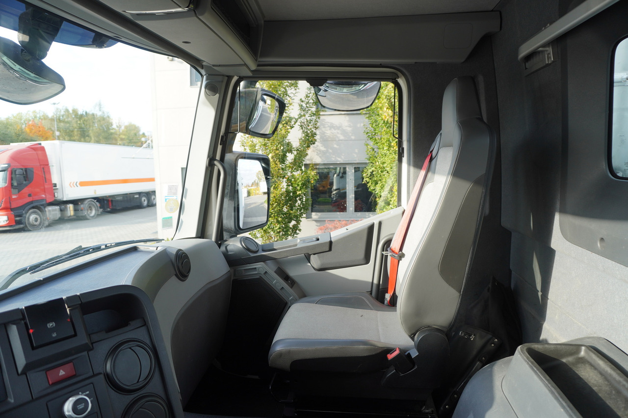 شاحنات مسطحة, شاحنة كرين RENAULT C380 Comfort 6x4 / Atlas 172.3E crane / Range 12.3 m / capacity 6.1 t / Flatbed 17 EPAL: صورة 24