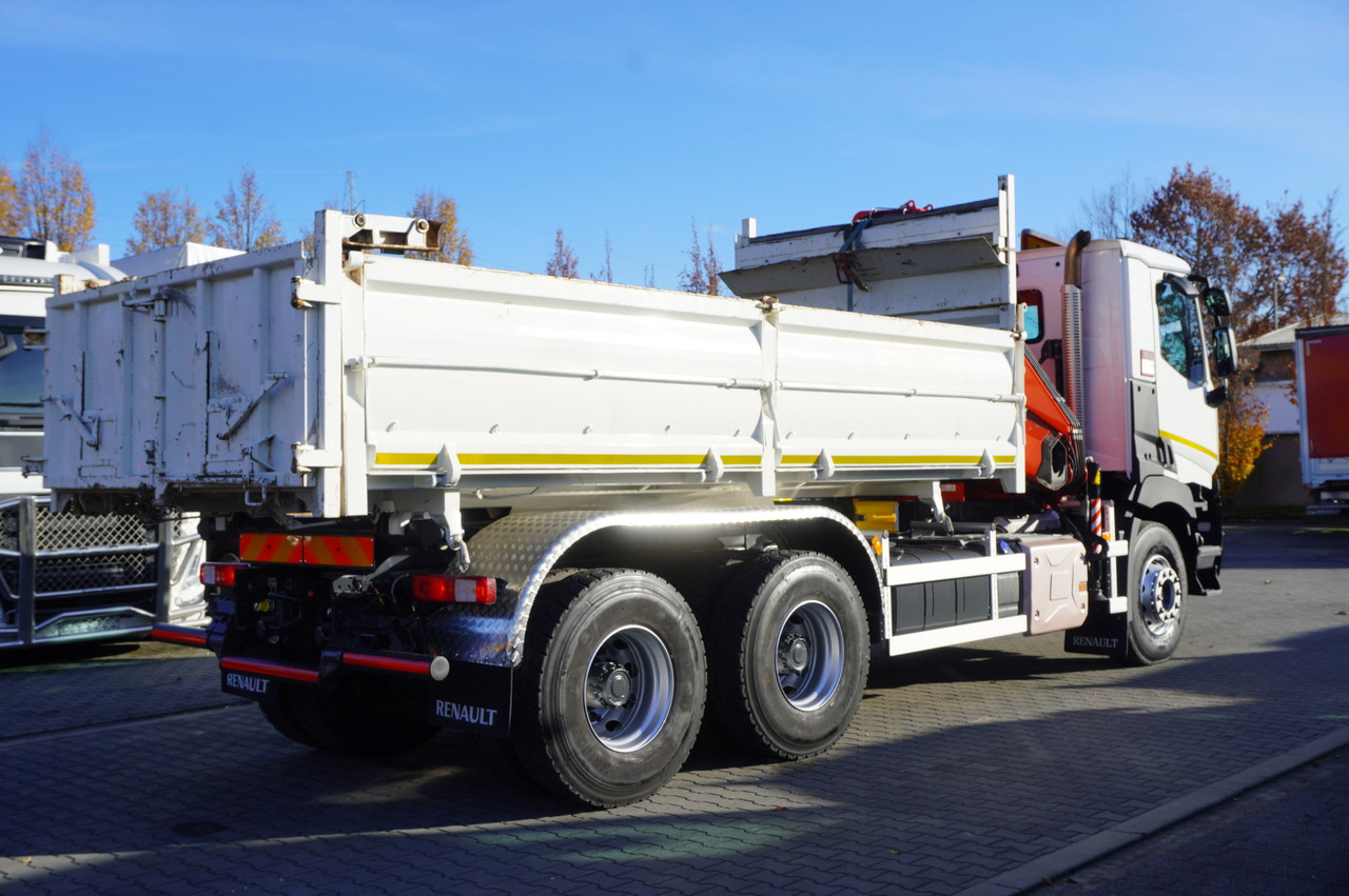 RENAULT C380 E6 6×4 / HDS Fassi F135 2700 MTH / Range 8 m / 5.6 t lifting capacity / 3-side tipper / Bortmatic - شاحنة كرين: صورة 4 RENAULT C380 E6 6×4 / HDS Fassi F135 2700 MTH / Range 8 m / 5.6 t lifting capacity / 3-side tipper / Bortmatic - شاحنة كرين: صورة 4