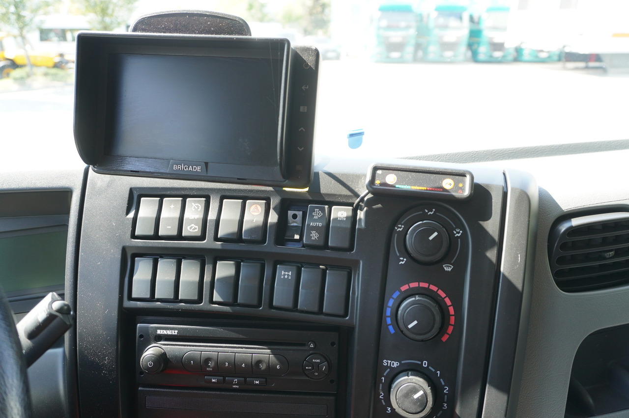 شاحنة نقل سيارات شاحنة RENAULT D12 / New galvanized tow truck superstructure / 2025 / length 840 cm: صورة 25