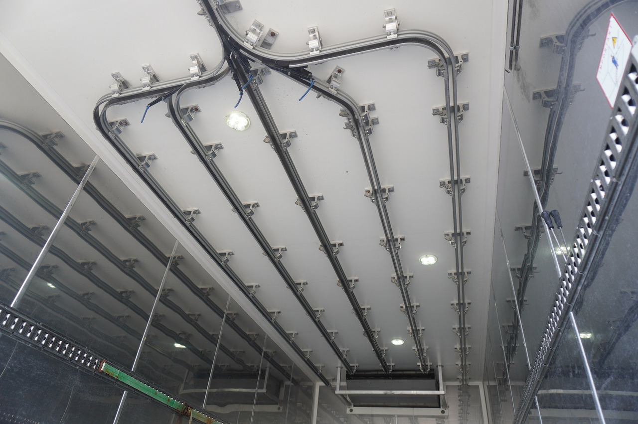 RENAULT D13 / 90 tho km !!! / Meat hook refrigerator / Thermoking T800R / 2 units - شاحنة الفريزر: صورة 3 RENAULT D13 / 90 tho km !!! / Meat hook refrigerator / Thermoking T800R / 2 units - شاحنة الفريزر: صورة 3