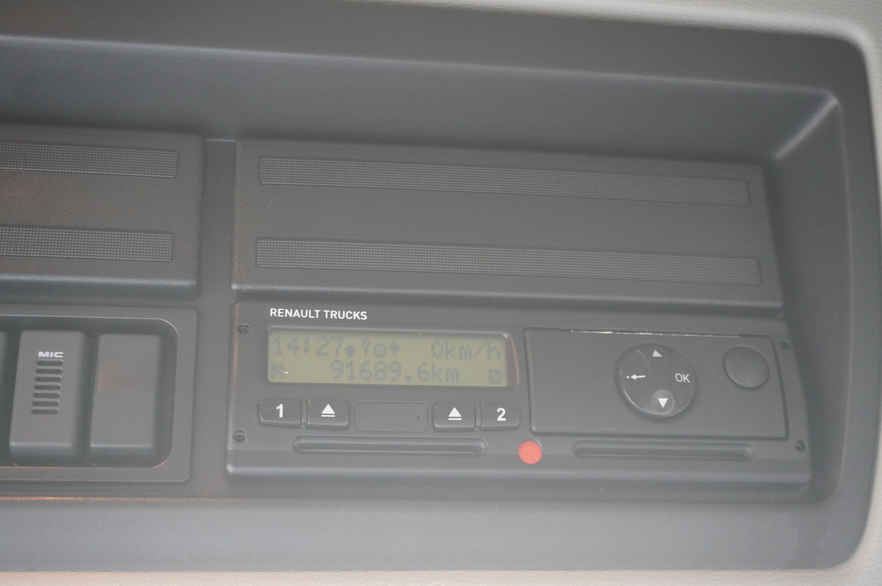 RENAULT D13 / 90 tho km !!! / Meat hook refrigerator / Thermoking T800R / 2 units - شاحنة الفريزر: صورة 2 RENAULT D13 / 90 tho km !!! / Meat hook refrigerator / Thermoking T800R / 2 units - شاحنة الفريزر: صورة 2