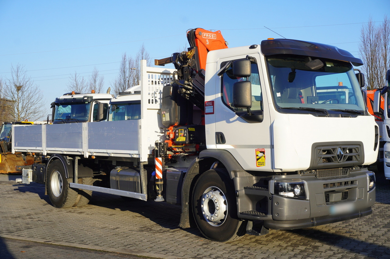 RENAULT RENAULT C320 P 4x2 / FASSI crane 6 T / 140 MTH!!! / range 10 m / Flatbed 15 EPAL / 52 tho. km!!! - شاحنات مسطحة, شاحنة كرين: صورة 4 RENAULT RENAULT C320 P 4x2 / FASSI crane 6 T / 140 MTH!!! / range 10 m / Flatbed 15 EPAL / 52 tho. km!!! - شاحنات مسطحة, شاحنة كرين: صورة 4