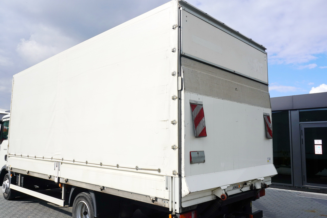 SAXAS Container body + lift Dhollandia 1000 kg - حاوية قابلة للتبديل- صندوق: صورة 4 SAXAS Container body + lift Dhollandia 1000 kg - حاوية قابلة للتبديل- صندوق: صورة 4