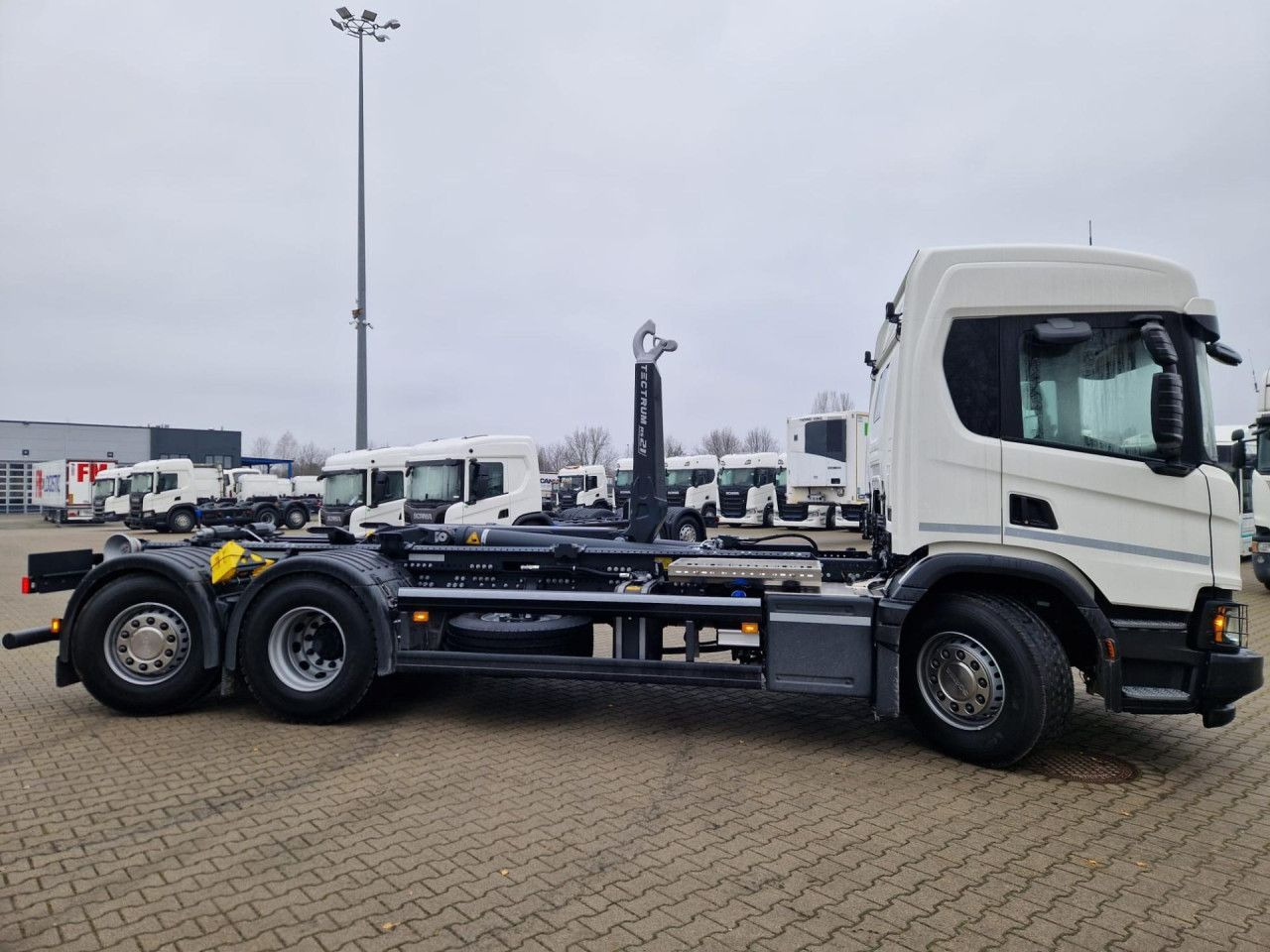 SCANIA P420 B6x2*4 / Meiller Kipper Tectrum RS 21 hooklift / 2025 / no mileage! - شاحنة ذات خطاف: صورة 1 SCANIA P420 B6x2*4 / Meiller Kipper Tectrum RS 21 hooklift / 2025 / no mileage! - شاحنة ذات خطاف: صورة 1