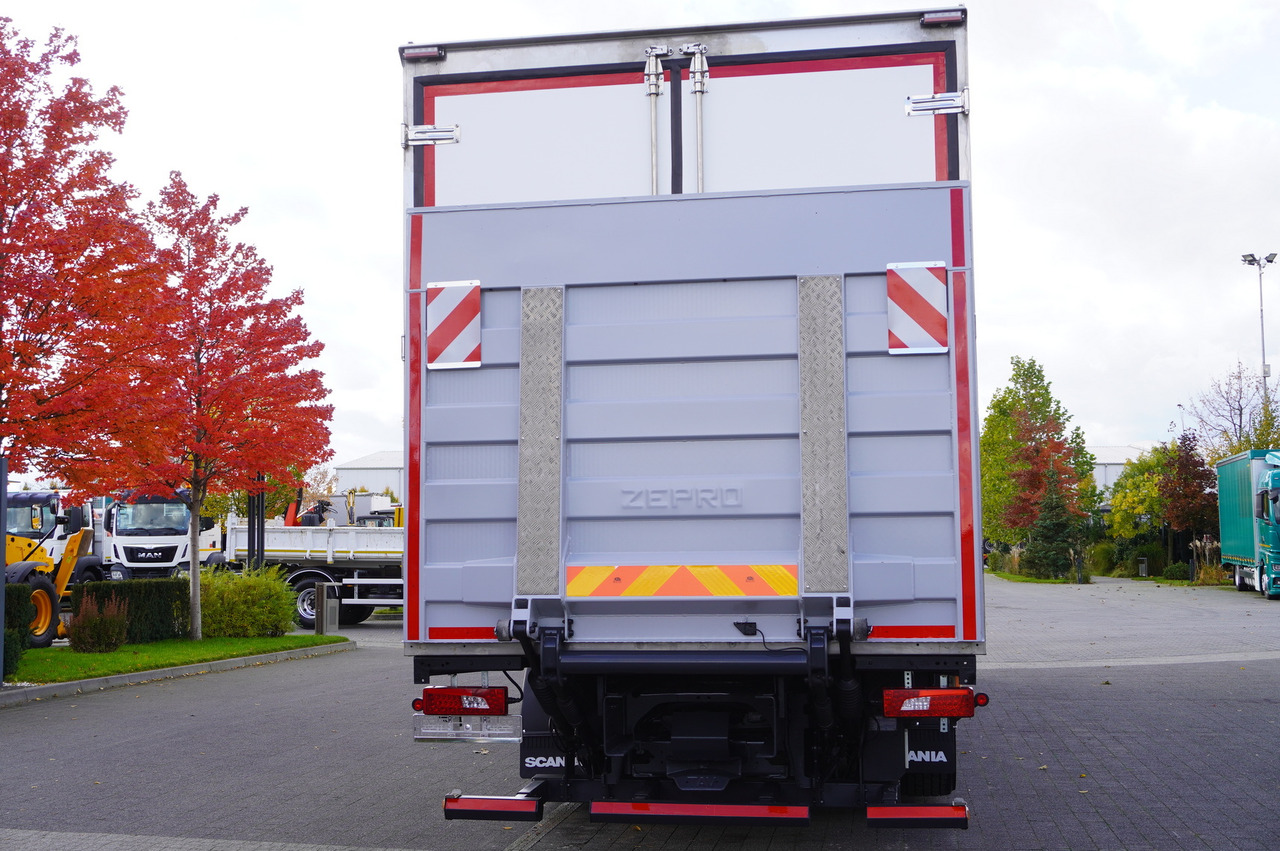 SCANIA R500 E6 6x2 / Lecapitaine 21 EPAL refrigerator / Carrier Supra 1150 / 2021 / steered axle - شاحنة الفريزر: صورة 3 SCANIA R500 E6 6x2 / Lecapitaine 21 EPAL refrigerator / Carrier Supra 1150 / 2021 / steered axle - شاحنة الفريزر: صورة 3