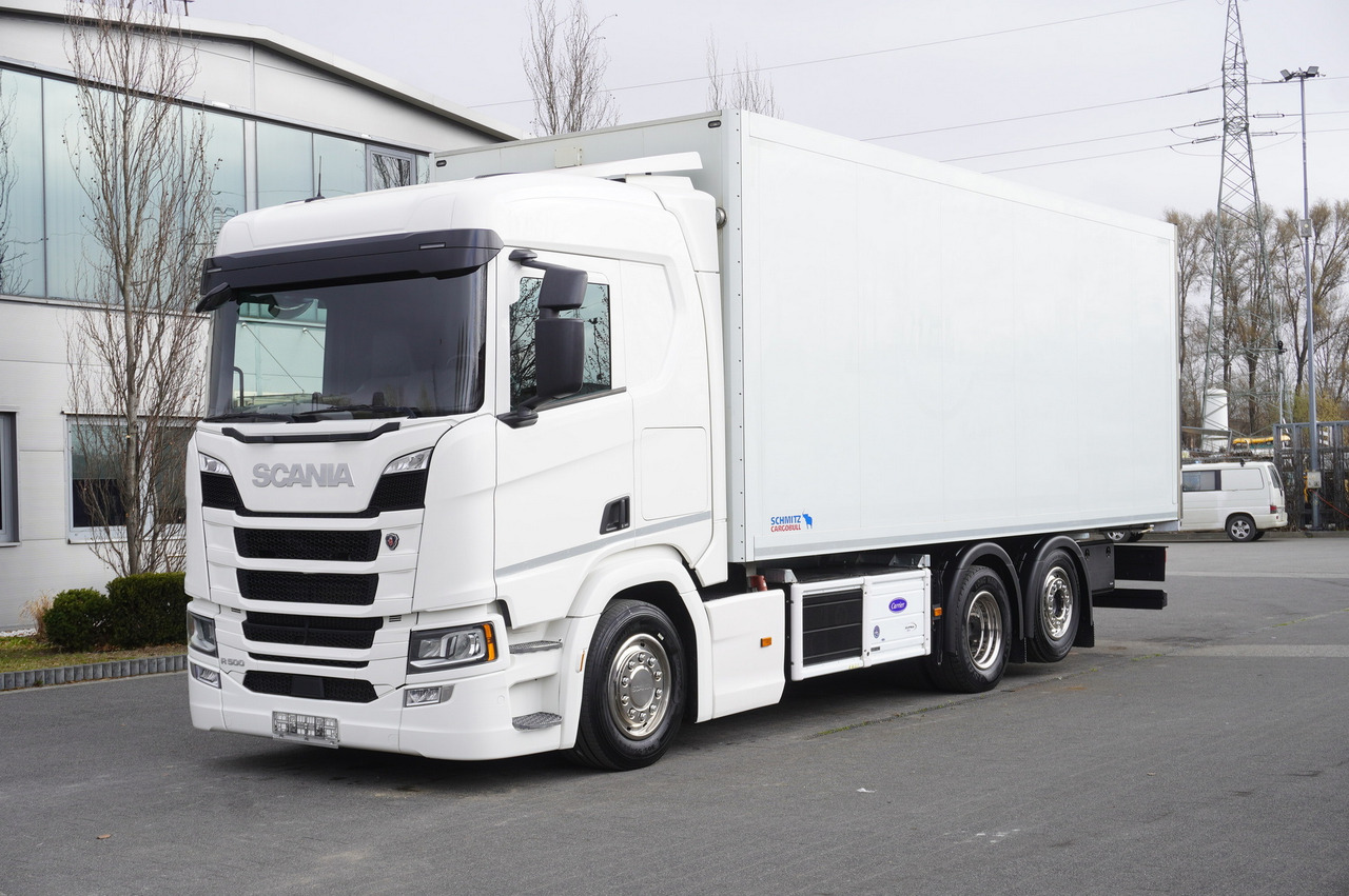 SCANIA R500 / Schmitz meat hook refrigerator / Carrier Supra 950U / 3rd steered axle - شاحنة الفريزر: صورة 1 SCANIA R500 / Schmitz meat hook refrigerator / Carrier Supra 950U / 3rd steered axle - شاحنة الفريزر: صورة 1