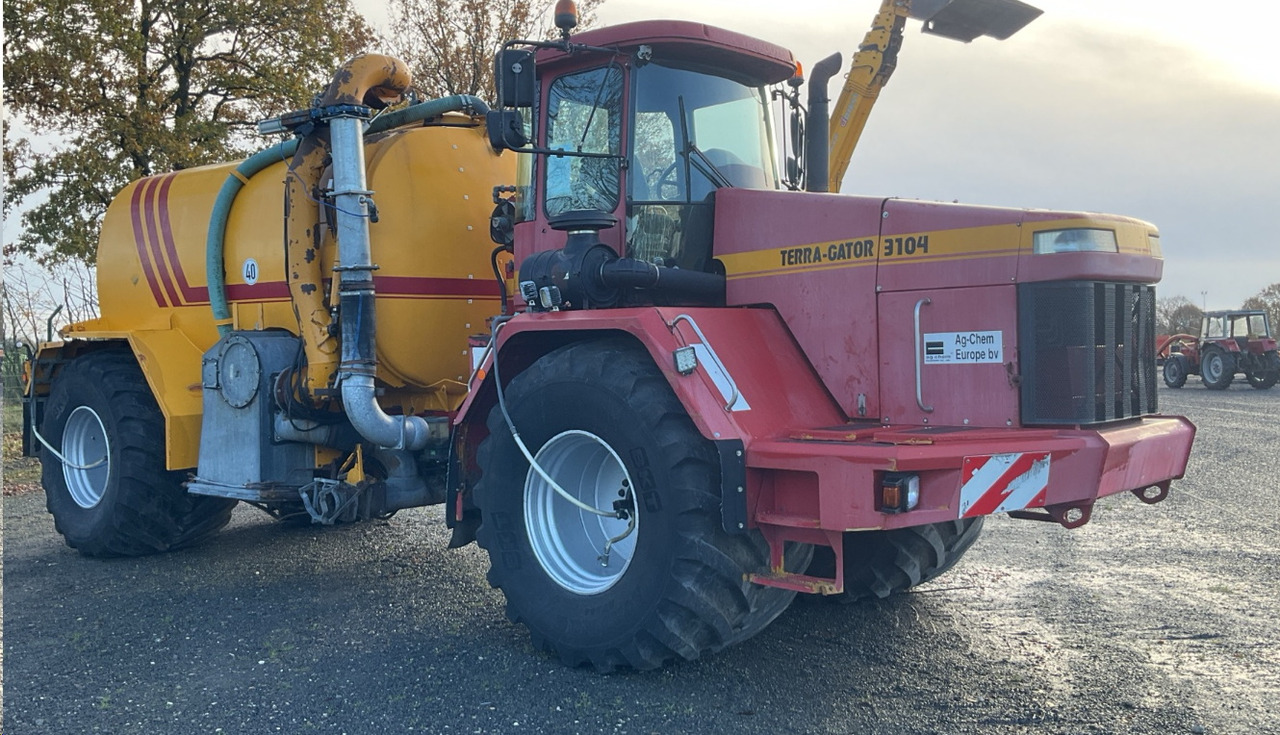 TERRA-GATOR TG 3104 Self-propelled liquid manure spreader - آلة رش السماد الطبيعي: صورة 4 TERRA-GATOR TG 3104 Self-propelled liquid manure spreader - آلة رش السماد الطبيعي: صورة 4