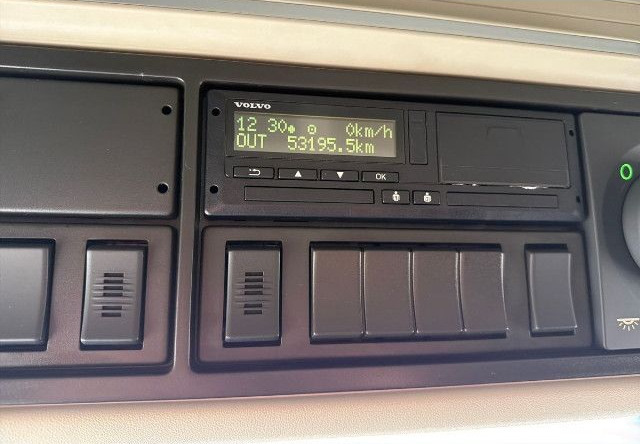 VOLVO FM 460 6X2*4 / HIAB ULT21S61 hooklift / 50 tho. km! / 2022 - شاحنة ذات خطاف: صورة 2 VOLVO FM 460 6X2*4 / HIAB ULT21S61 hooklift / 50 tho. km! / 2022 - شاحنة ذات خطاف: صورة 2