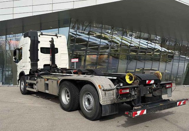 VOLVO FM 460 6X2*4 / HIAB ULT21S61 hooklift / 50 tho. km! / 2022 - شاحنة ذات خطاف: صورة 4 VOLVO FM 460 6X2*4 / HIAB ULT21S61 hooklift / 50 tho. km! / 2022 - شاحنة ذات خطاف: صورة 4