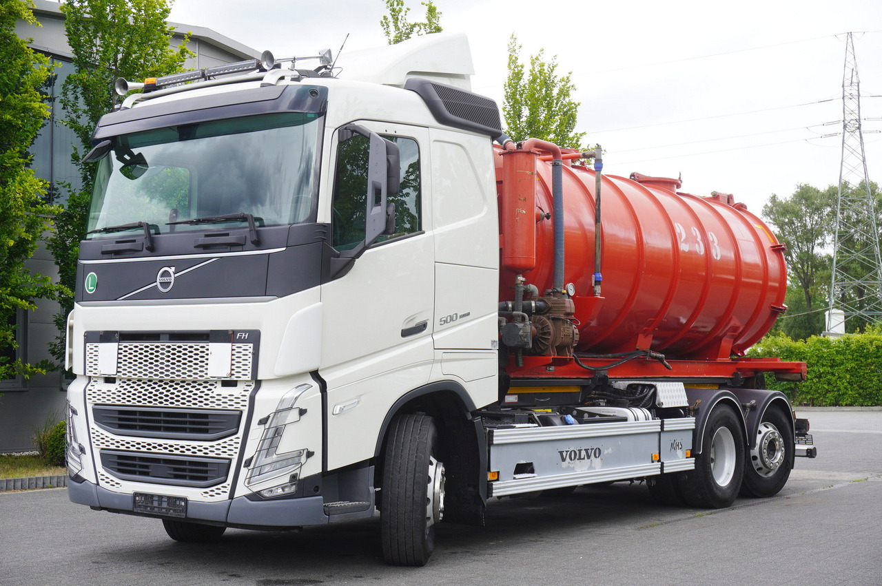 VOLVO Volvo FH 500 / Septic barrel 13000 l / Hook lift 21 t / 2022 / 3rd axle steered / 2 units - شاحنة ذات خطاف: صورة 2 VOLVO Volvo FH 500 / Septic barrel 13000 l / Hook lift 21 t / 2022 / 3rd axle steered / 2 units - شاحنة ذات خطاف: صورة 2