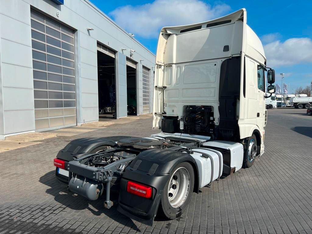 DAF XF 480 FT SSC Low Deck TraXon Intarder 2 x Tank - وحدة جر: صورة 4 DAF XF 480 FT SSC Low Deck TraXon Intarder 2 x Tank - وحدة جر: صورة 4