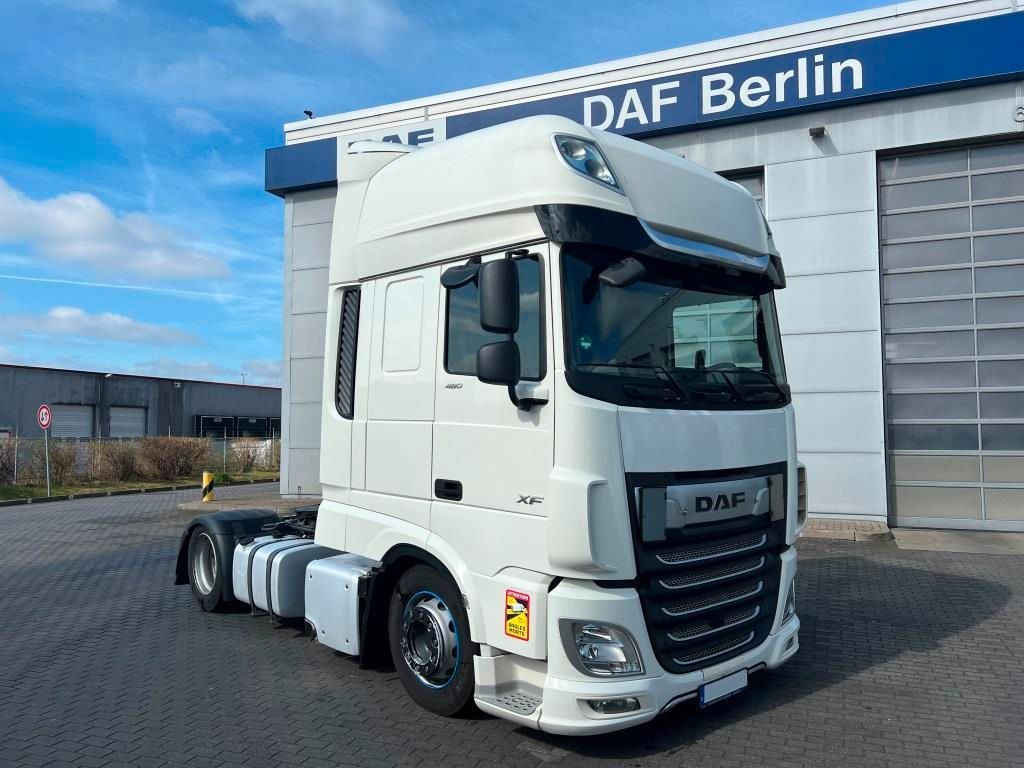 DAF XF 480 FT SSC Low Deck TraXon Intarder 2 x Tank - وحدة جر: صورة 1 DAF XF 480 FT SSC Low Deck TraXon Intarder 2 x Tank - وحدة جر: صورة 1