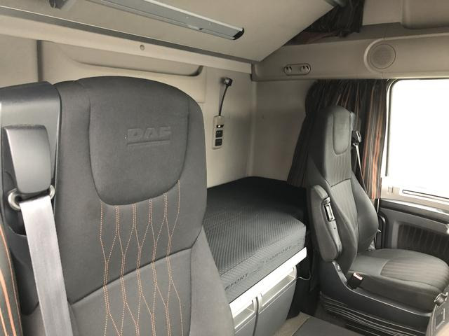 DAF XF 480 FT SSC, TraXon, ZF Intarder, Standklima - وحدة جر: صورة 2 DAF XF 480 FT SSC, TraXon, ZF Intarder, Standklima - وحدة جر: صورة 2