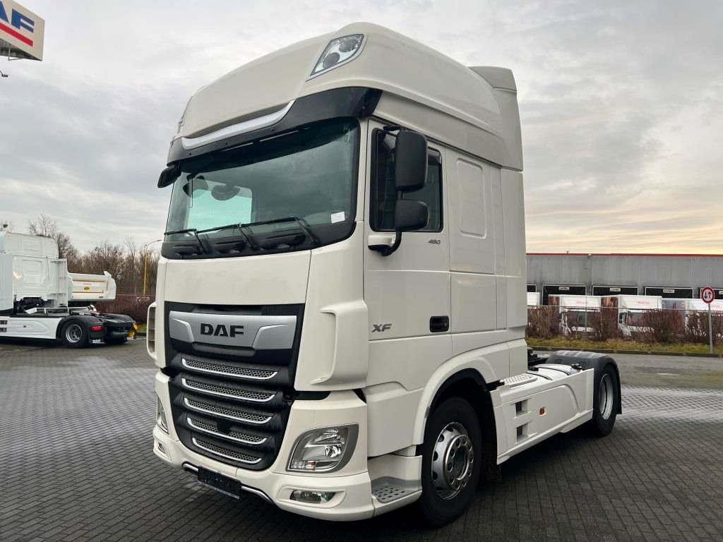 DAF XF 480 FT Super Space Cab Retarder 2xTank 1185 L - وحدة جر: صورة 2 DAF XF 480 FT Super Space Cab Retarder 2xTank 1185 L - وحدة جر: صورة 2