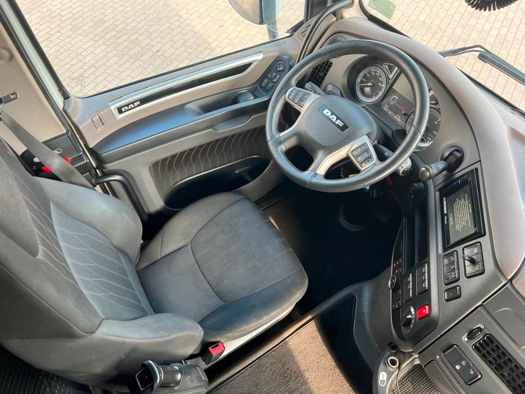 DAF XF 530 FTG 6x2 Retarder Liftlenkachse zZGG 64.5t - وحدة جر: صورة 5 DAF XF 530 FTG 6x2 Retarder Liftlenkachse zZGG 64.5t - وحدة جر: صورة 5