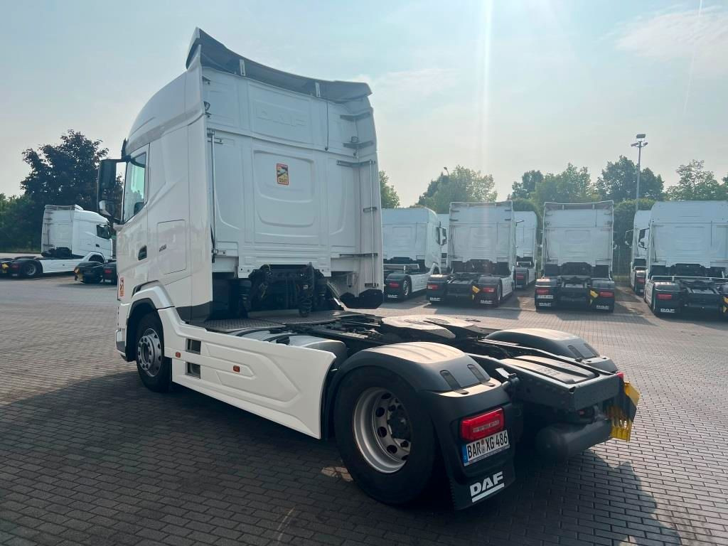DAF XG 480 FT TraXon ZF-Intarder 2x Tank 1.195 Liter - وحدة جر: صورة 3 DAF XG 480 FT TraXon ZF-Intarder 2x Tank 1.195 Liter - وحدة جر: صورة 3