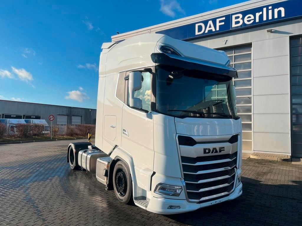 DAF XG+ 480 Low Deck, ZF Intarder, SOFORT VERFÜGBAR - وحدة جر: صورة 1 DAF XG+ 480 Low Deck, ZF Intarder, SOFORT VERFÜGBAR - وحدة جر: صورة 1