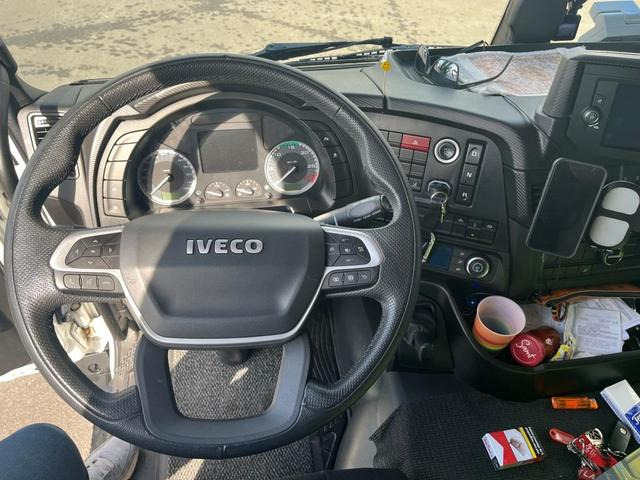 Iveco SWay 400 Lamberet Tiefkühlkoffer Thermo King LBW - شاحنة الفريزر: صورة 3 Iveco SWay 400 Lamberet Tiefkühlkoffer Thermo King LBW - شاحنة الفريزر: صورة 3