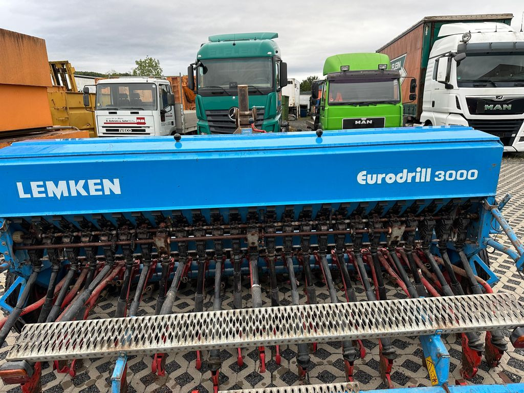 Lemken EURO 300/25 Eurodrill 3000 Güttler-breviglieri - آلة البذار متعددة الوظائف: صورة 3 Lemken EURO 300/25 Eurodrill 3000 Güttler-breviglieri - آلة البذار متعددة الوظائف: صورة 3