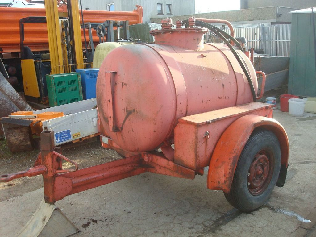 Tank - مقطورة صهريج: صورة 1 Tank - مقطورة صهريج: صورة 1