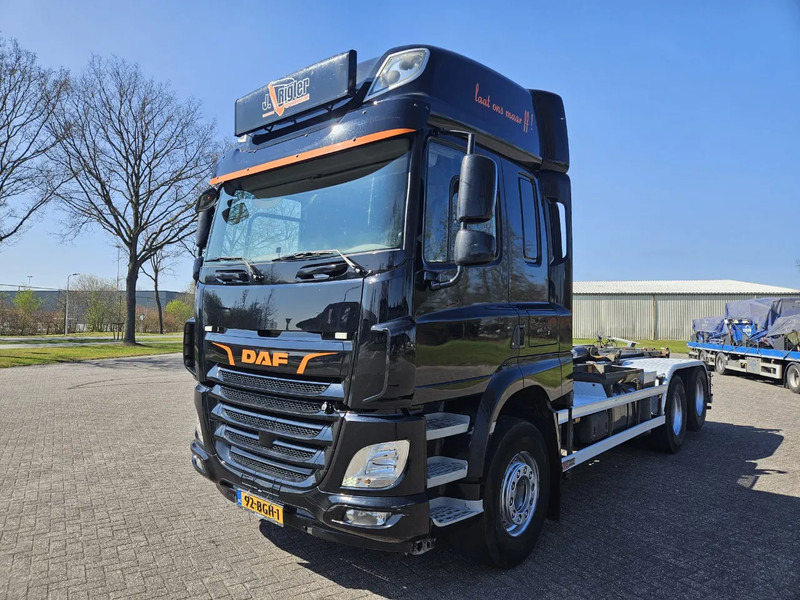 DAF CF 460 6X2 | 10 tyres | Hyva 22.57.S | Euro 6 | Retarder - شاحنة ذات خطاف: صورة 1 DAF CF 460 6X2 | 10 tyres | Hyva 22.57.S | Euro 6 | Retarder - شاحنة ذات خطاف: صورة 1