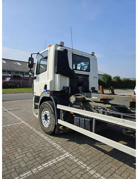 DAF CF 85 360 Manual 10 Tyres - شاحنة هيكل كابينة: صورة 5 DAF CF 85 360 Manual 10 Tyres - شاحنة هيكل كابينة: صورة 5