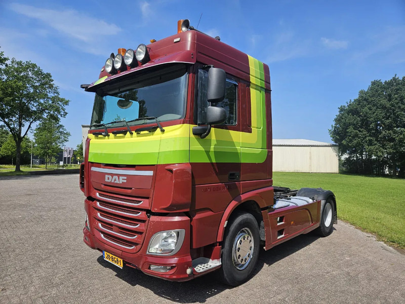 DAF XF 460 | PTO | MX-Brake | Euro6 | Spacecab - وحدة جر: صورة 1 DAF XF 460 | PTO | MX-Brake | Euro6 | Spacecab - وحدة جر: صورة 1