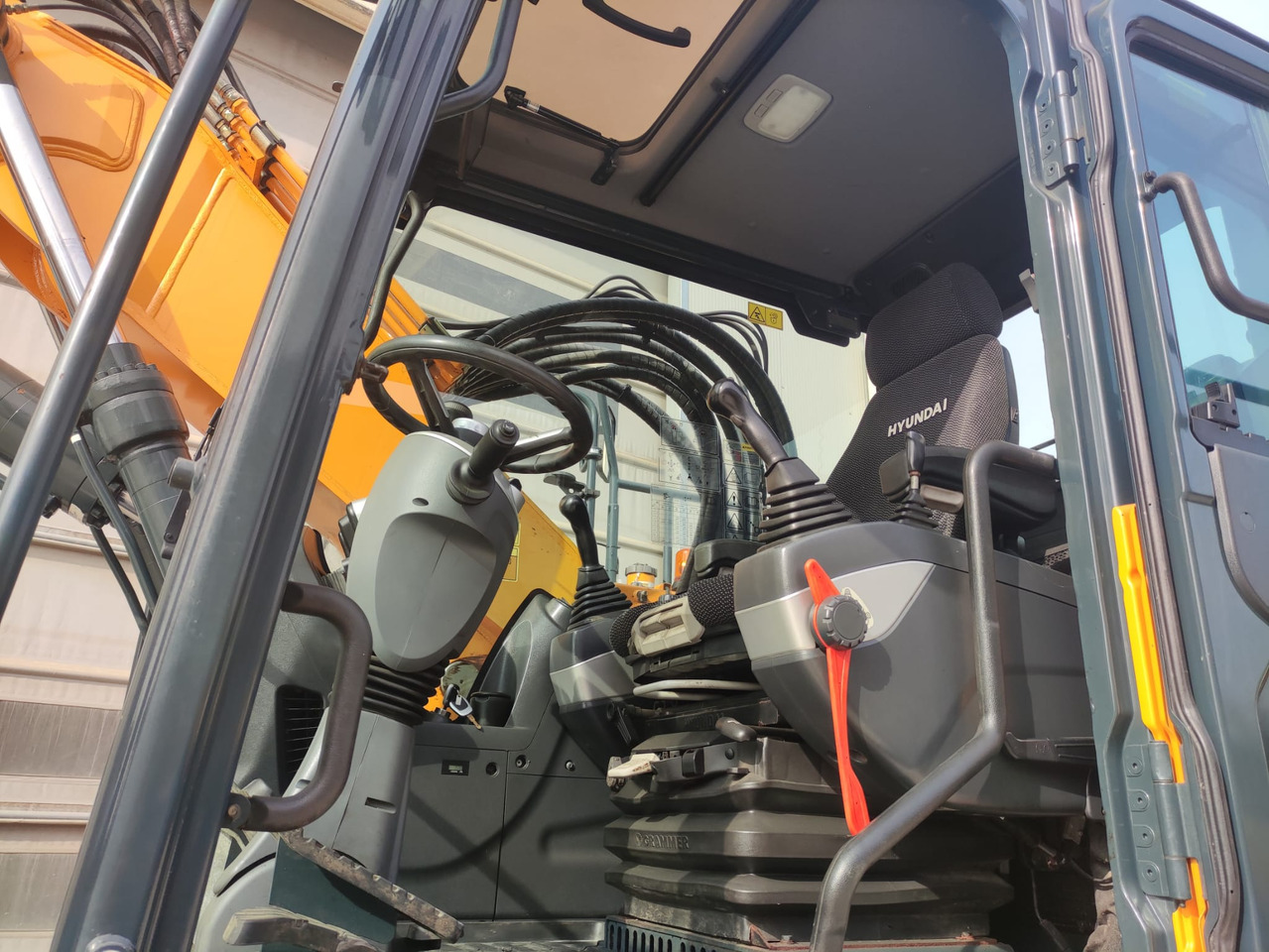 HYUNDAI HW140 - حفارة دولاب: صورة 5 HYUNDAI HW140 - حفارة دولاب: صورة 5