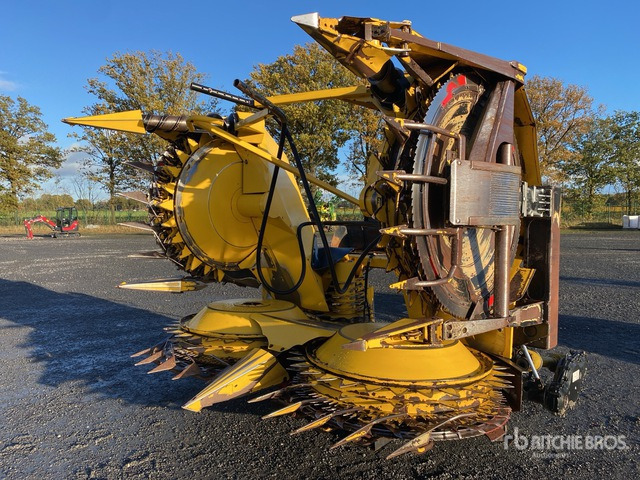 2008 New Holland FI450 Grape Harvester - ملحق حصادة أعلاف: صورة 1 2008 New Holland FI450 Grape Harvester - ملحق حصادة أعلاف: صورة 1