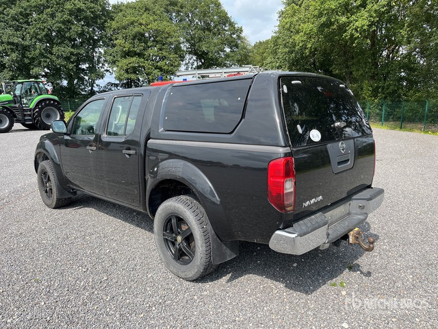 2008 Nissan Navara 4x4 Dual Cab Pickup - التقطيع جزازة/ ماكينات قطع الحشائش: صورة 3 2008 Nissan Navara 4x4 Dual Cab Pickup - التقطيع جزازة/ ماكينات قطع الحشائش: صورة 3