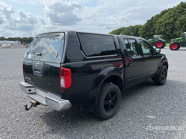 2008 Nissan Navara 4x4 Dual Cab Pickup - التقطيع جزازة/ ماكينات قطع الحشائش: صورة 4 2008 Nissan Navara 4x4 Dual Cab Pickup - التقطيع جزازة/ ماكينات قطع الحشائش: صورة 4
