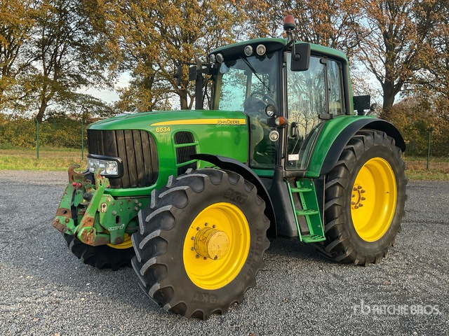 2010 John Deere 6534 Premium 4WD Tractor - جرار: صورة 1 2010 John Deere 6534 Premium 4WD Tractor - جرار: صورة 1