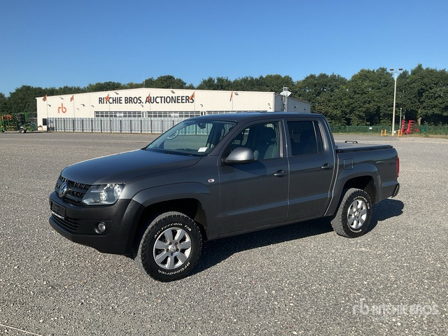 2012 Volkswagen Amarok TDI 4Motion 4x4 Crew Cab Pickup - شاحنة البيك أب: صورة 2 2012 Volkswagen Amarok TDI 4Motion 4x4 Crew Cab Pickup - شاحنة البيك أب: صورة 2