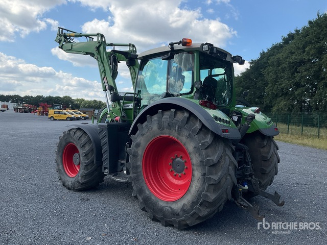 2020 Fendt 724 Vario S4 Profi 4WD Tractor - جرار: صورة 3 2020 Fendt 724 Vario S4 Profi 4WD Tractor - جرار: صورة 3